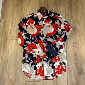 THEORY Casual Long Sleeve Button Down w/ Large & Bold Stylized Floral Pattern.